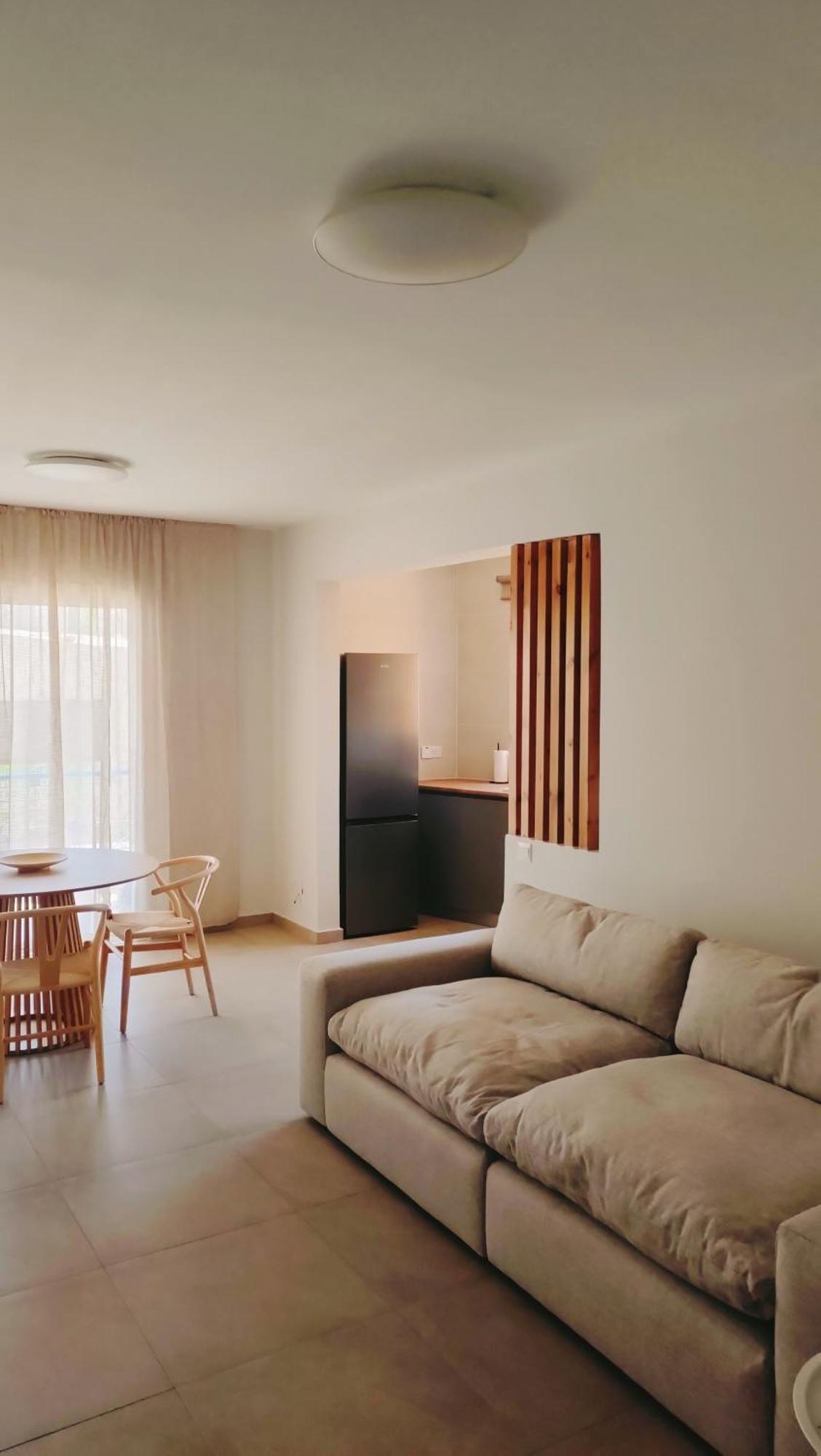 Two Bedroom Apartment With Pool Paphos Exterior photo